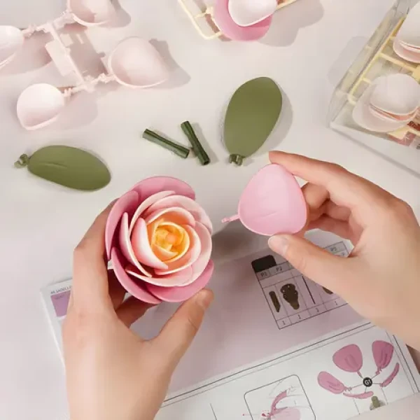 ROBOTIME 3D puzzle Rokr Floral Art Růžová kamélie