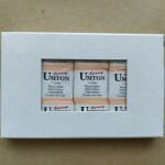 Umton Umton, mistrovské akvarelové barvy, 1/2 pánvička, 2,6 ml, 1 ks Barva Umton: 2660 Permanentní žluť světlá