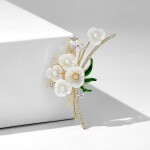 Luxusní perleťová brož se zirkony Anastacia - květina, Zlatá