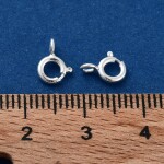 Kroužkové zapínání - 7,5 x 5 mm - postříbřené - 1 ks