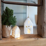 Räder Závěsný svícen domeček Square Large, bílá barva, porcelán