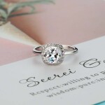 Elenys stříbrný rhodiovaný prsten Královská elegance Velikost: 5 (EU: 49-50)