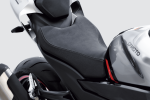 Snížené sedlo na CFMOTO 450SR