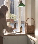 SKANDINAVISK Mléko na ruce a tělo HYGGE (útulno) 500 ml, hnědá barva, plast