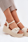 Dámské sandály na klínu s přezkou béžové Liniella 40
