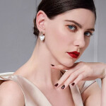 Náušnice s motivem srdce Suzanne - zirkony, perleť, Zlatá