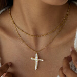 ELENYS Pearl Cross – pozlacený náhrdelník 18K žluté zlato Délka: 42-45+5 cm / max. 50 cm
