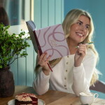 Busy B Denní diář Pink Ribbon Day a Page A5 – 2026, růžová barva, papír