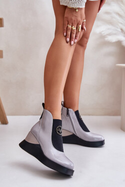 Boty na klínovém podpatku model 201547 Step in style 38