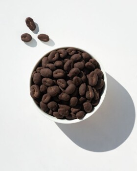 Vilgain Arašídy v čokoládě – hořká čokoláda 250 g