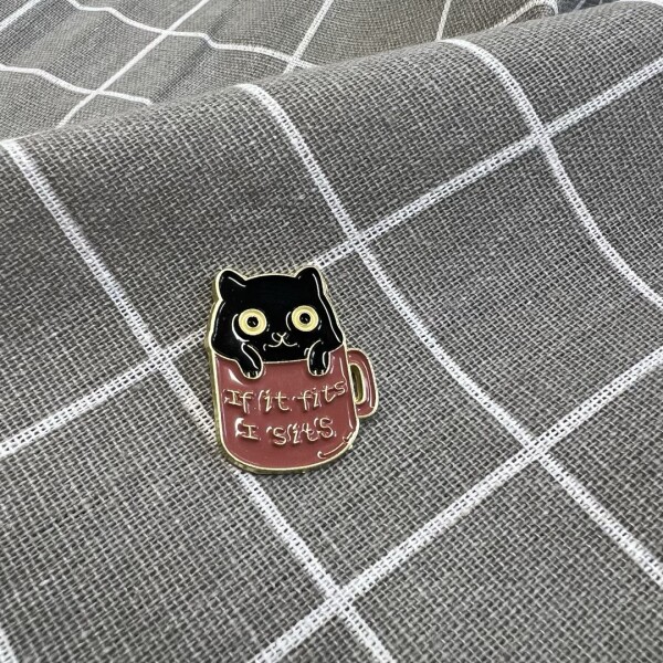 Pinarna.cz Cat - If it fits I sits / Kočička - Když se tam vejdu, tak tam vlezu