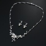 Luxusní perlová souprava šperků Arabela - pravé perly, Stříbrná 42 cm