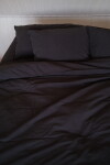 Storefactory Povlečení z organické bavlny Crinkle Phantom Black 150 × 210 cm, černá barva, textil