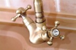 SAPHO - ANTEA stojánková dřezová baterie s retro hubicí, bronz 3126