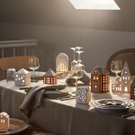 KÄHLER Porcelánový svícen Gingerbread Lighthouse Small, hnědá barva, porcelán