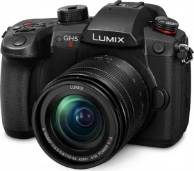 Panasonic Lumix GH5 II + 12-60mm F3.5-5.6 černá / Fotoaparát / Set s objektivem / 20,3 Mpx / Live MOS (DC-GH5M2ME)