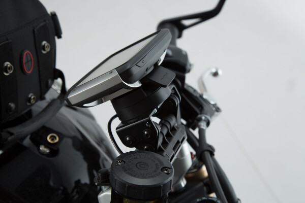 Triumph Speed Triple 1050/R /10-/– držák Gps SW-Motech