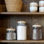 Chic Antique Skleněná dóza Wicker Lid 650 ml, čirá barva, přírodní barva, sklo