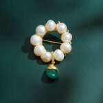 Perlová brož ve tvaru věnce Yvonne - sladkovodní perly, Zlatá Bílá