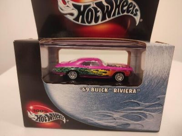 Hot Wheels Metal Collecion 1969 Buick Riviera Limited Edition