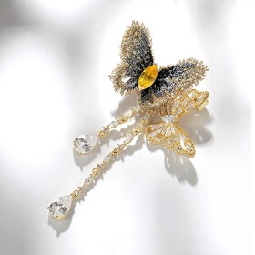 Exkluzivní brož Swarovski Elements Fortunata - motýl, Zlatá