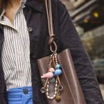 Kay Bojesen Dřevěná klíčenka Bird Blue / Silver, modrá barva, dřevo, kov, kůže