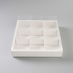 Cake star Cukrářská krabice s průhledným víkem a dělící vložkou 30x30x10cm