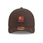 New Era Pánská kšiltovka Cleveland Browns NFL 2025 On-Field Sideline 9FORTY M-Crown Snapback