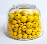 Dřevěné korálky Detoa - žluté - ∅ 6 mm - 10 ks