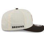 New Era Pánská kšiltovka Cleveland Browns NFL 2026 Training Camp Historic Logo 9SEVENTY Stretch-Snap Braun
