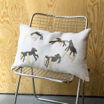 Fine Little Day Vyšívaný povlak na polštář Jumping Horse 38 × 58 cm, béžová barva, textil