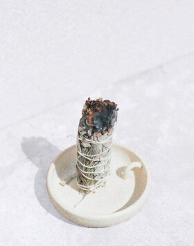 So.Slow Incense Ropes Holder