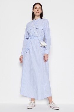 Trendyol modré pruhované kapsové detailní tkané šaty