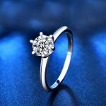 Royal Fashion stříbrný prsten HA-XJZ001-SILVER-MOISSANITE Velikost: 6 (EU: 51-53)