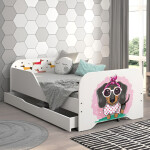 DumDekorace Kompletní dětská postel 160 x 80 cm s matrací a roštem - SWEET DOG