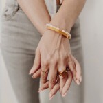 Perlový náramek Lucia Gold - chirurgická ocel, Zlatá 16 cm + 3 cm (prodloužení) Bílá