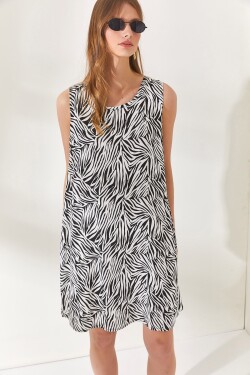 Olalook Dámské šaty Zebra White A-Fit