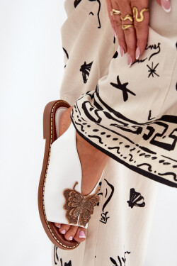 Dámské Sandály Na Plochém Podpatku S Ozdobou Bílé Setorina 37