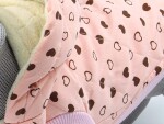 Sweet růžová bunda pro psa se srdíčky Barva: Růžová, Délka zad (cm): 25, Obvod hrudníku: 40 - 44 cm
