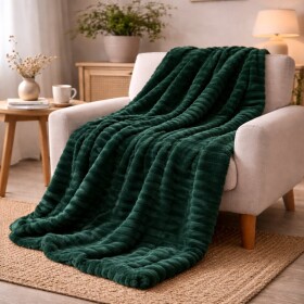 Smaragdově zelená plyšová deka s reliéfním pruhem Šířka: 200 cm | Délka: 220 cm