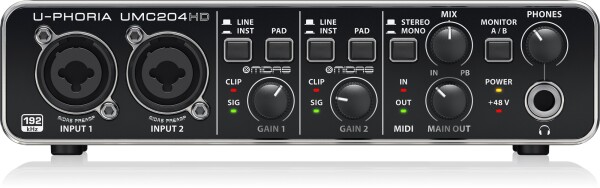 Behringer UMC204HD