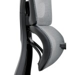 Kancelářská židle, šedá síťovina, černý plast, kolečka na tvrdé podlahy