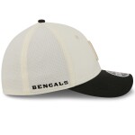 New Era Pánská kšiltovka Cincinnati Bengals NFL 2026 Training Camp 39THIRTY Flex Schwarz Velikost: M/L