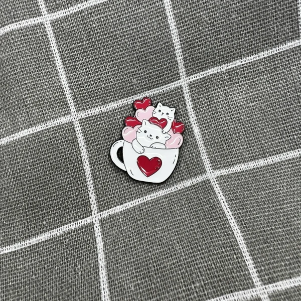 Pinarna.cz Kočičky v hrníčku plném srdíček