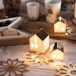 Räder Porcelánová mini LED lucerna Small House, bílá barva