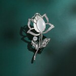 Brož Swarovski Elements Catherina - květina, Stříbrná