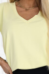 665-1 Dámská bavlněná halenka s výstřihem do V a krátkými rukávy - máslově žlutá UNI