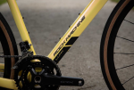 Rock Machine Lukk CR 60, rám 18" (S), model 2025, barva Gloss Sulfur Yellow - ZDARMA dopravné, odborná montáž, seřízení a dárkový poukaz na nákup příslušenství! (Záruka nejlepší ceny! Nakupujte u autorizovaného prodejce!)