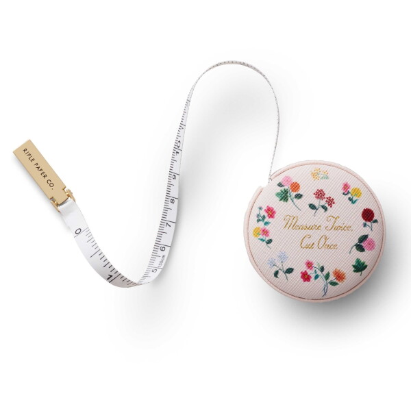 Rifle Paper Co. Svinovací metr Dahlia, červená barva, bílá barva, plast