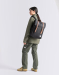 Batoh Herschel Supply Survey™ Black 20 l
